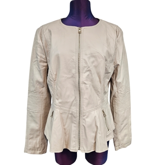 Guess Cream Faux Leather Perforated Flounce Lightweight Jacket Size XL Women's - Picture 14 of 14